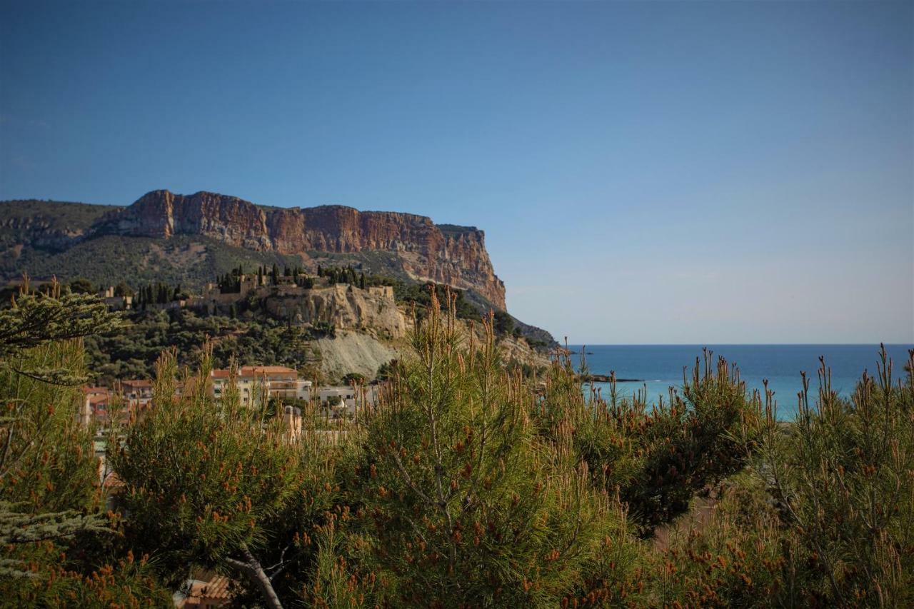 Sunrise * Cassis